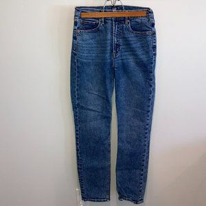 GAP CIGARETTE STRAIGHT JEANS - MEDIUM WASH